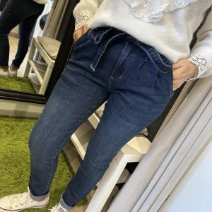 Jeans / Pantalons